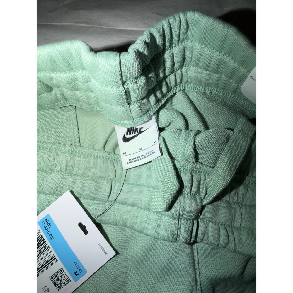 Nike Kids Sportswear French Terry Shorts Mint Green FD3015-037 Size Medium NWT - Picture 5 of 6